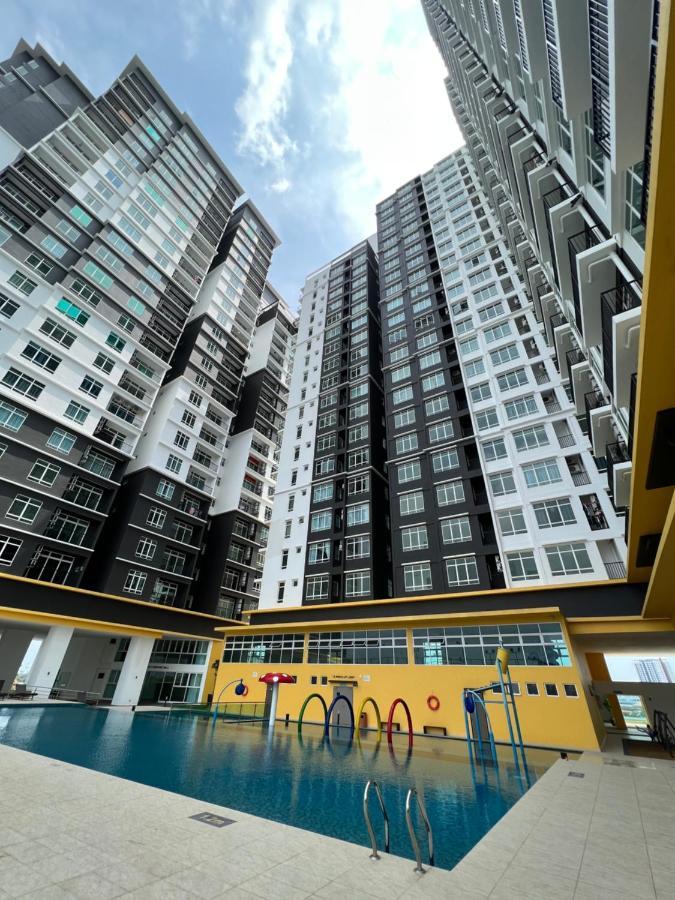 New!! Loving Night Novo 2Br 4-9Pax I Jonker I Netflix I Family Apartment Malacca Luaran gambar